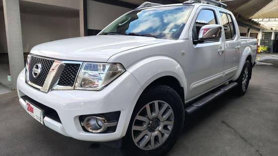 NISSAN FRONTIER 2.5 SL 4X4 CD TURBO ELETRONIC DIESEL 4P AUTOMÁTICO NISSAN FRONTIER 2.5 SL 4X4 CD TURBO ELETRONIC DIESEL 4P AUTOMÁTICO